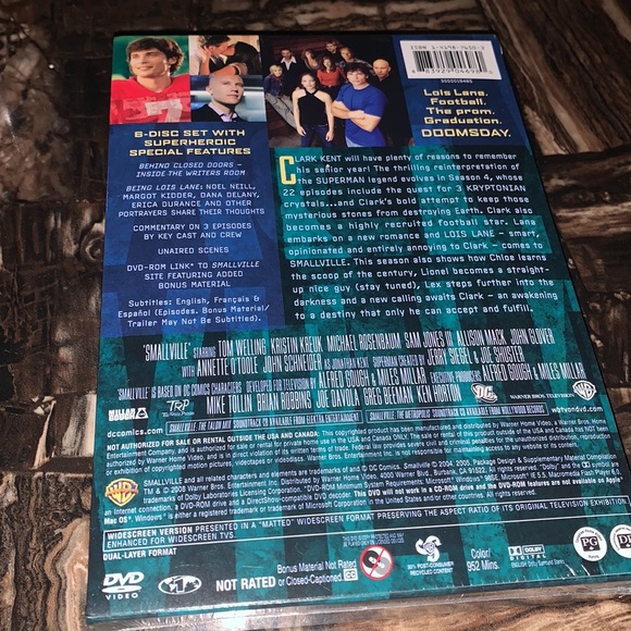 Smallville Season 4 - Picture 2 of 2